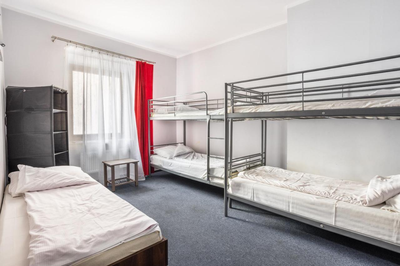 Shick Hostel วรอตซวาฟ ภายนอก รูปภาพ