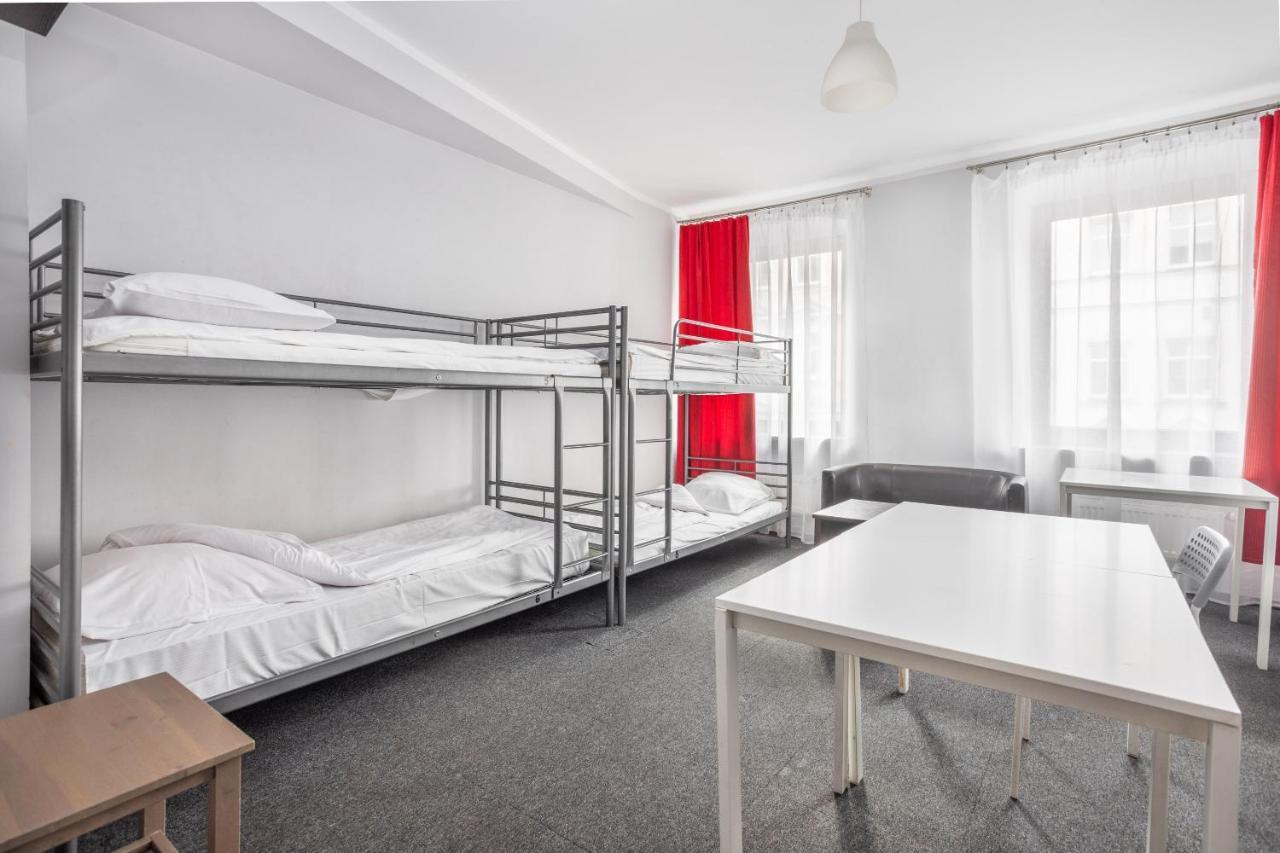 Shick Hostel วรอตซวาฟ ภายนอก รูปภาพ